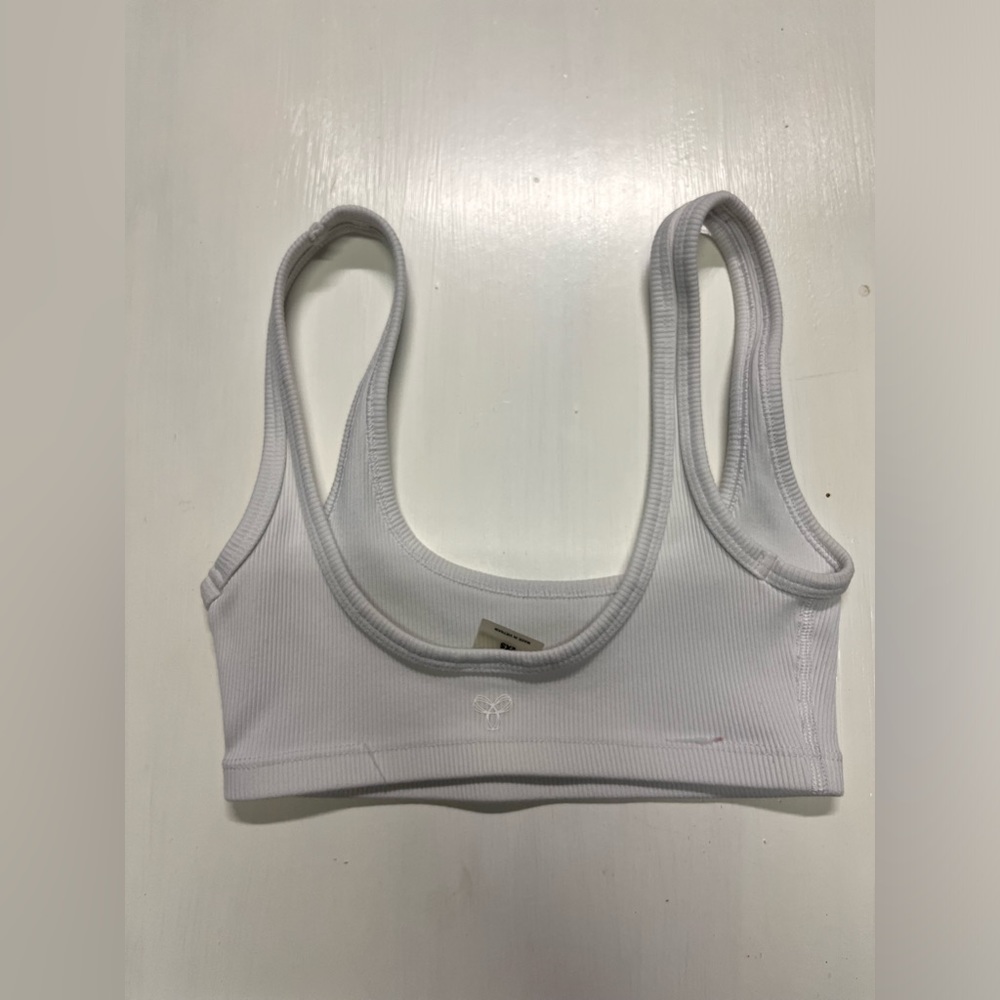 aritzia tank - Picture 3 of 3